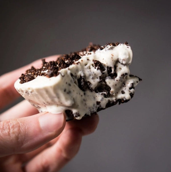 Keto Cookies & Cream Fat Bombs