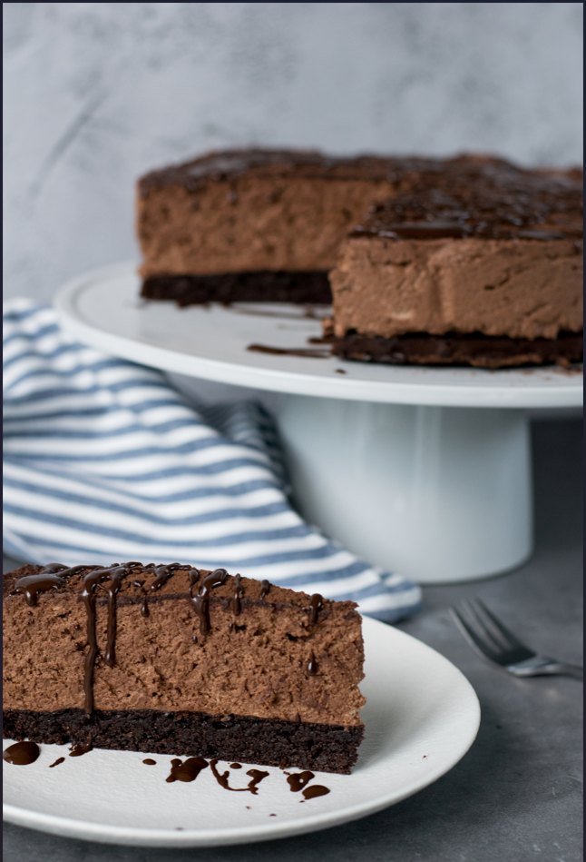Keto Chocolate Mousse Cake