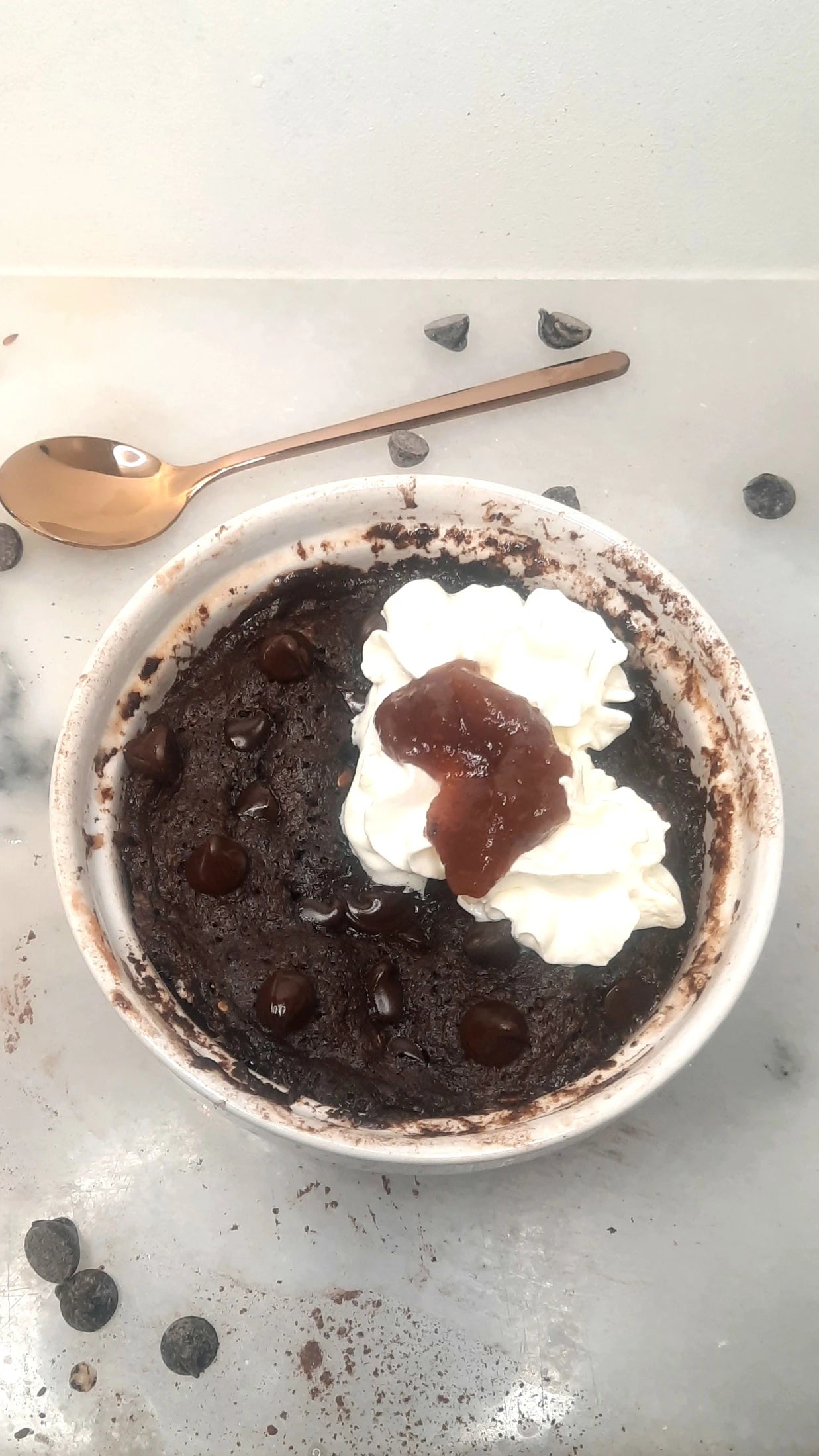 60 SECOND KETO BROWNIE MUG CAKE